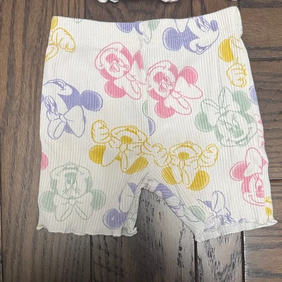 🐭🏰 Disney Baby White Set with Pastel Minnie Mouse Print 🏰🐭 - Picture 4 of 7